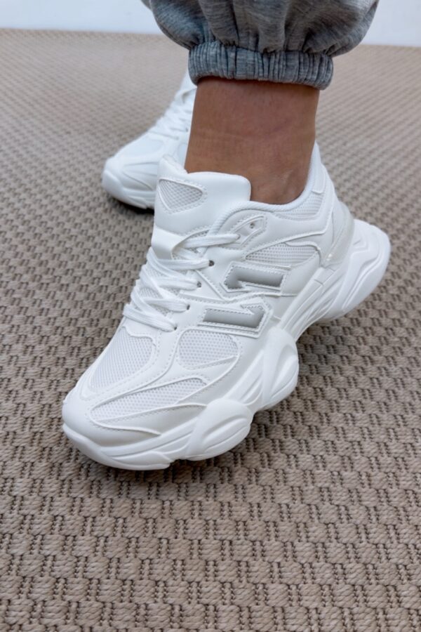 Zapatilla 9060 blanca N gris
