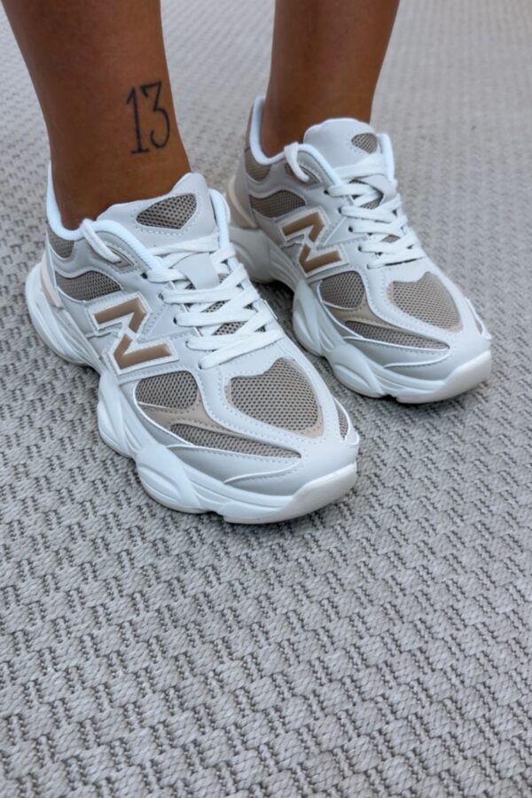 Zapatilla New beige