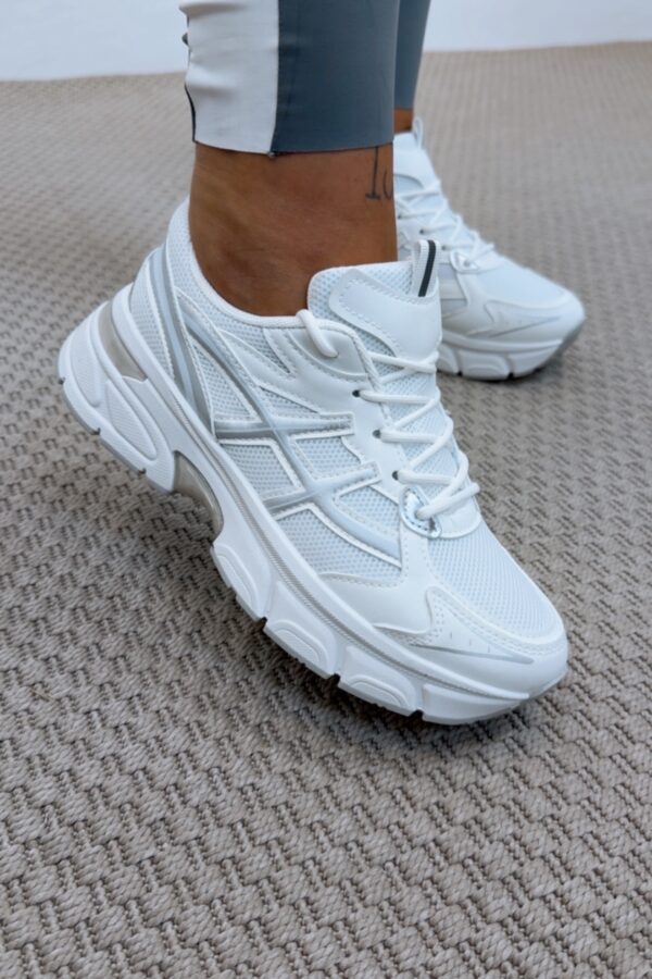Zapatilla asic blanca