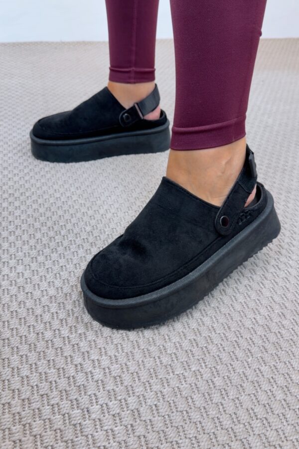 Zueco Cros negro